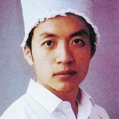 顾城